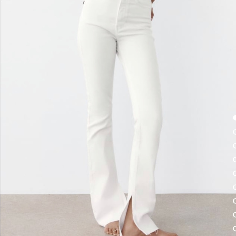 NWT Zara High Rise Flaired Jeans